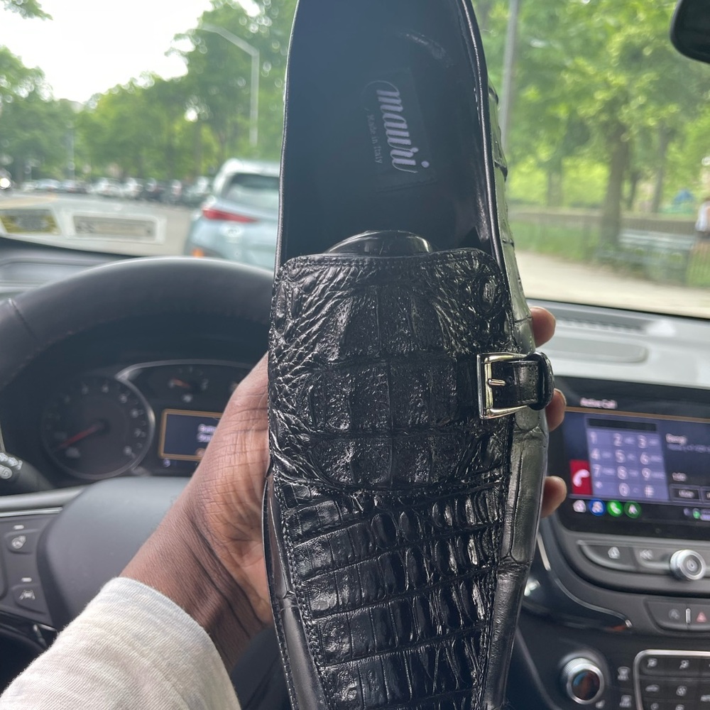 Alligator shoes.